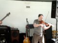 videos de Bruce Playing Violin at the end of Baba O'Reily