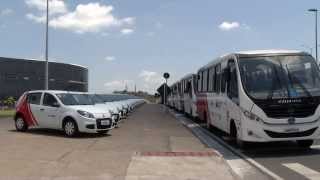 VÍDEO: Governador Anastasia entrega 538 veículos para saúde em Minas