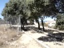 Se trata de un pequeño parque relativamente apartado y por su especial situación así como por su acceso, muy poco conocido en Colmenarejo incluso por sus propios vecinos y vecinas.