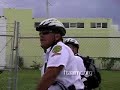 Put this on your website - Cops oinking away