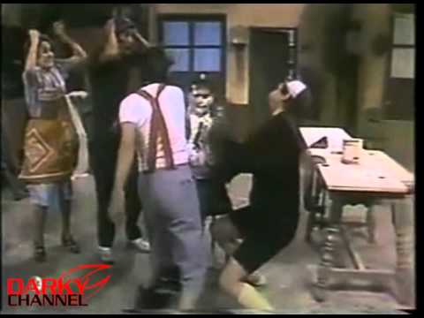 El Chavo le da unos buenos sopapos a Quico El Chavo le da unos buenos sopapos a Quico