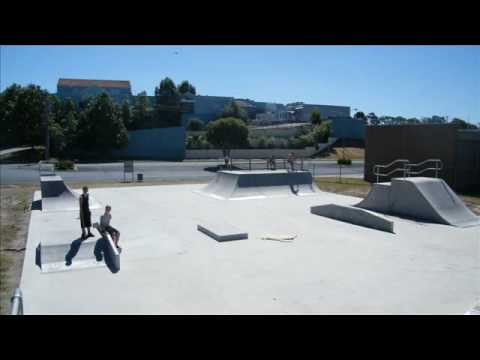 BMX BIKES TRICKS STUNTS CRASHES