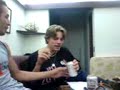 leo e feju fazendo coisas estranhas