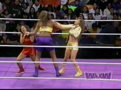 big woman wrestling