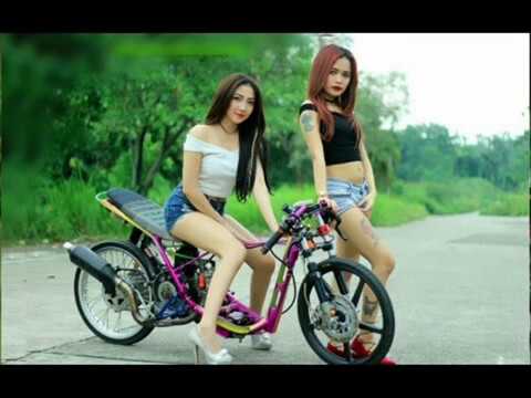 Dj Remix Paling Bagus 2018!! WITH Cewek Cantik Drag Bike nyesel kalau nggak liat!!