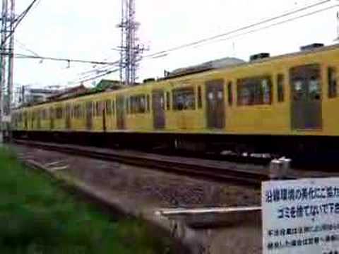 西武新２０００系