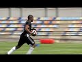 Beckham Kick Pass To Bush (futbol meets football) Beckham Kick Pass To Bush (futbol meets football)
