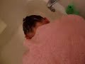 sarah se lave les cheveux sarah se lave les cheveux