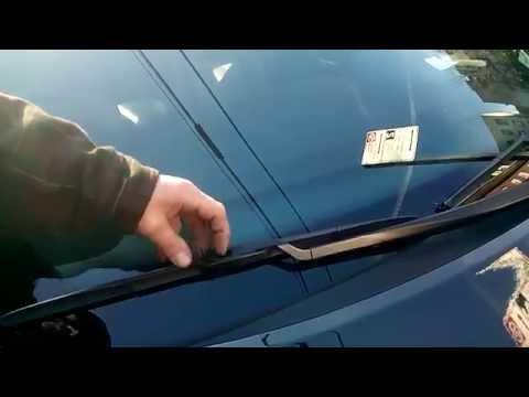 HOW TO replace CHRYSLER 300 wiper blades