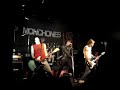 Monchones - Chico Envenenado / Ya no tengo Cerebro (Vivo)
