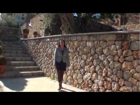 Mallorca property video - http://www.mallorcasite.com/en/sale/luxury-mansion-located-in-the-sierra-de-tramuntana-ref-1425.html This is one of the most exclusive properties in Mallorca...
