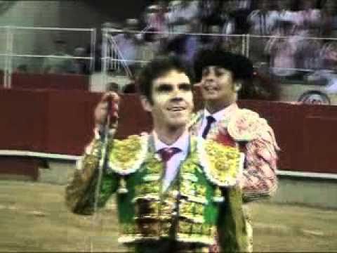 Jos&eacute; Tom&aacute;s pasando del Alguacil