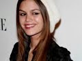 rachel bilson look eyes: urban decay primer potion covergirl perfect point plus smashbox cream eyeliner almay brown eye pallet wet 'n wild liquid eyeliner great last mascara face/lips: clinique loose powder wet 'n wild 3 in1 makeup stick