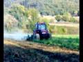 videos de NewHolland M135 con erpice a dischi NARDI da 4m
