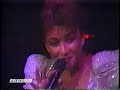 Angelica Maria cantando 