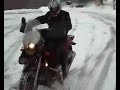 Take a German bike, a mad French bloke and a pair of skis and this is what you get! Rather ingenious :-) More GS 'ski' videos here: www.youtube.com
