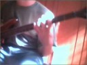 eu tocando a m�sica mais uma vez do jota quest,
ainda n�o est� 100%,
mas ainda crio umas improvisa��es legais pra ela!!!