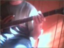 eu tocando a m�sica mais uma vez do jota quest,
ainda n�o est� 100%,
mas ainda crio umas improvisa��es legais pra ela!!!