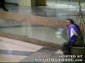 Caganeira no shopping