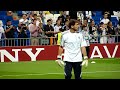 Iker Casillas warm up before match