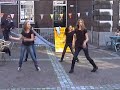 het mesa sport kidsdansteam geeft een dansdemonstratie tijdens de brandersfeesten 2008 in schiedam bij het stedelijk museum