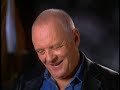 a cool behind-the-scenes from red dragon. i heart anthony hopkins :)
hahah and 3:19 - 3:26 is so cute lol.