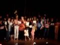 LAS MADRES CANTANDO ( CUAK )AJAJAJ