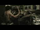 dos canciones de tendencia, en solo de bateria.