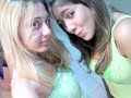 Porque não há palavras pra descreveer o amor que eu sinto por vocês gatas ;D é nóis sempreeee.!