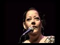 Célia canta \"Muito Romântico\" acompanhada de Dino Barioni Célia canta \"Muito Romântico\" acompanhada de Dino Barioni