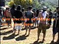 A invas�o da piscina no camping rock