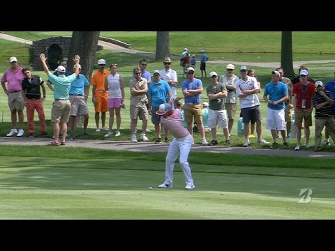Rickie Fowler’s approach sets up eagle on par-5 at Bridgestone