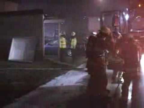 COQUITLAM CONDO FIRE AT MAPLEBROOKE PL  NOV 25 2009 TAPE ONE.wmv