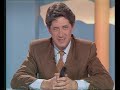 Martes y 13 - Hablando con los yuppies