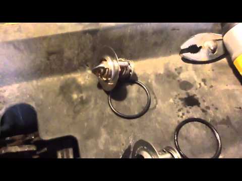 Thermostat replacement Ford Expedition