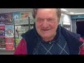 Uwe Mordhorst am Bahnhof Raueshaus