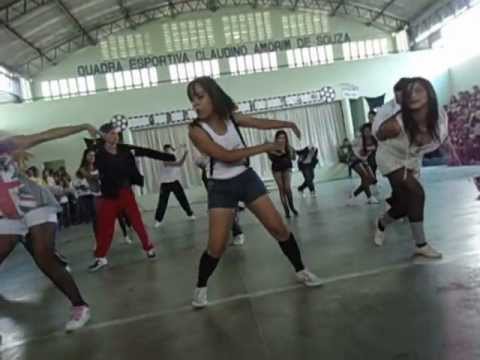 pump it! - Encerramento da SEAC 2012 Coreografia: Jessé Anastácio. Professores coordenadores: Waldeney Silva, Mireuda Pontes e Amarildo Freire.