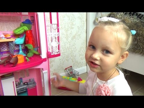 Алиса играет !!! Все хотят жить в доме Барби ! Играем в кукол Entertainment for children