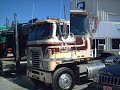 18 wheeler Truck show slide