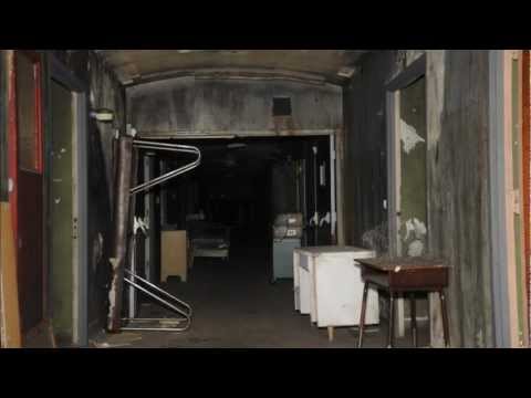 lindavista - In American Sign Language, (ASL) with English subtitles for hearing audience, I was encountered my first scary moment on the 3rd floor incident with the yell...