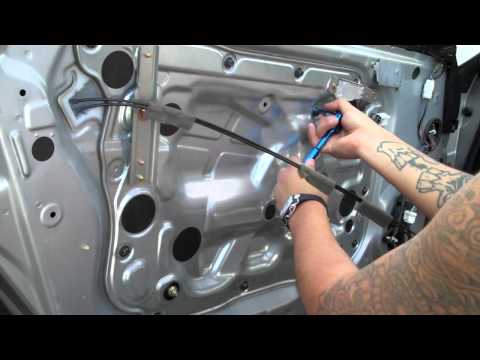 DIY: Replace Infiniti G35 coupe window motor-Part 1