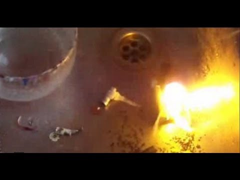 DANGER - NiMH battery BURN UP - No EXPLOSION but hefty FIRE FLAMES BURNING and SMOKE