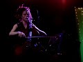 Imogen Heap playing \"Speeding Cars\" @ Marquee 5/4/06
