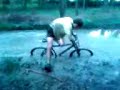 encore les 2 handicapés a vélo mdr encore les 2 handicapés a vélo mdr