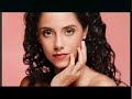 cansu Dere-Avon Tan?t?m