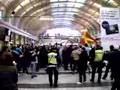 Malmö FF tågar in på Centralstationen i Stockholm