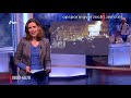 De brandweer is snel te plaatse maar de rietgedekte boerderij is niet meer redden en vrijwel volledig in de as gelegd.