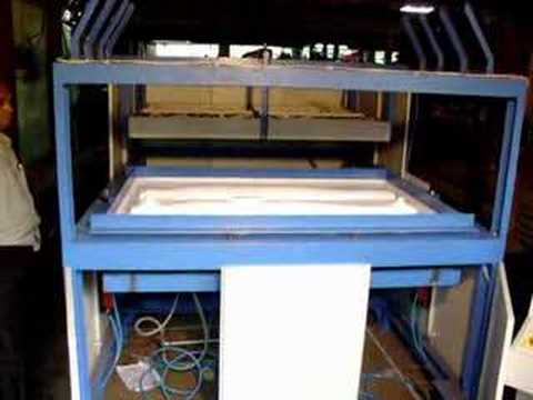 vaccum forming machine