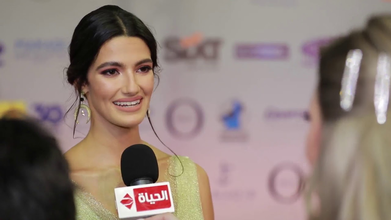 عين - الفنانة تارا عماد من مهرجان الجونة : مهرجان الجونة بحب اشارك فيه وببقى مبسوطة هنا