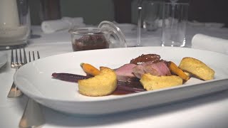 Iberico Hoch 3 mit Grießnocken (glutenfrei) Iberico Hoch 3 mit Grießnocken (glutenfrei)
